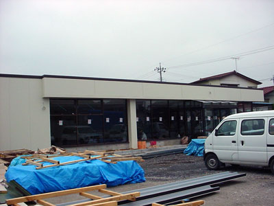 セブンイレブン野殿店