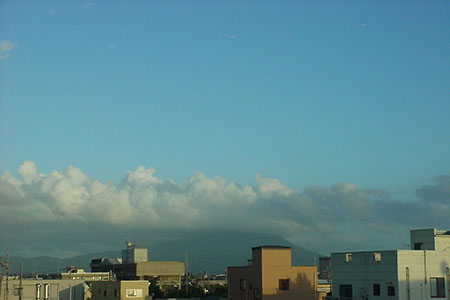 よく晴れ渡った南東の空 [2012年9月17日撮影]