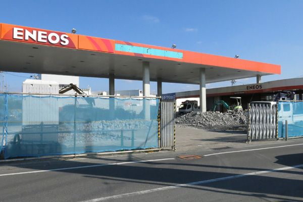 ENEOS セキショウカーライフ直営ＳＳ 下館玉戸店 [2014年10月24日撮影]