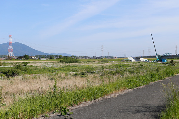 勤行川と小貝川の合流地点 [2015年5月11日撮影]