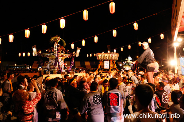 関城の祭典 どすこいペア 神輿 [2015年8月23日撮影]
