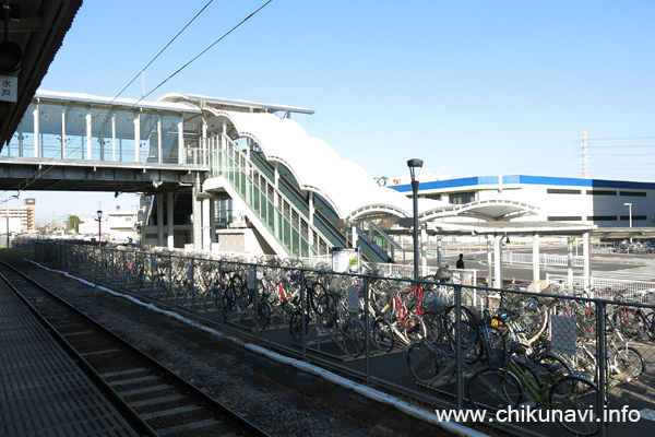 小山駅の新しい東口 [2015年10月25日撮影]