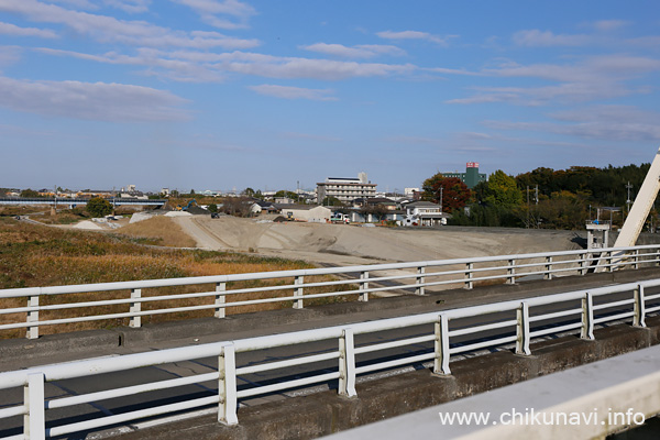 川島付近の鬼怒川の堤防工事 [2020年11月12日撮影]