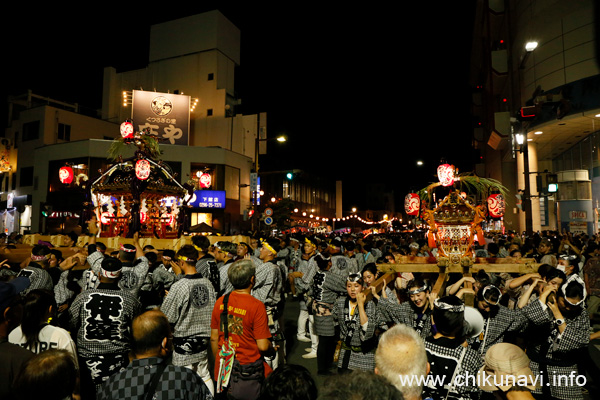 下館祇園まつり　駅前を渡御する明治神輿と姫神輿             [2023年7月28日撮影]