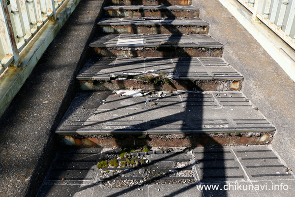 だいぶくたびれていた口戸歩道橋 [2023年11月19日撮影]