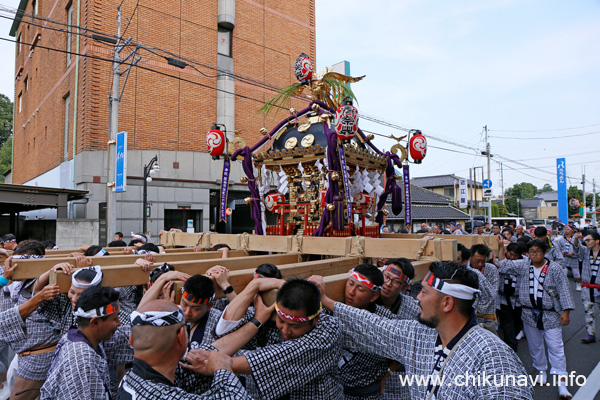 下館祇園まつり 大町通りを渡御する明治神輿 [2025年7月25日撮影]