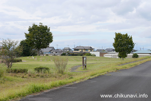 川の一里塚